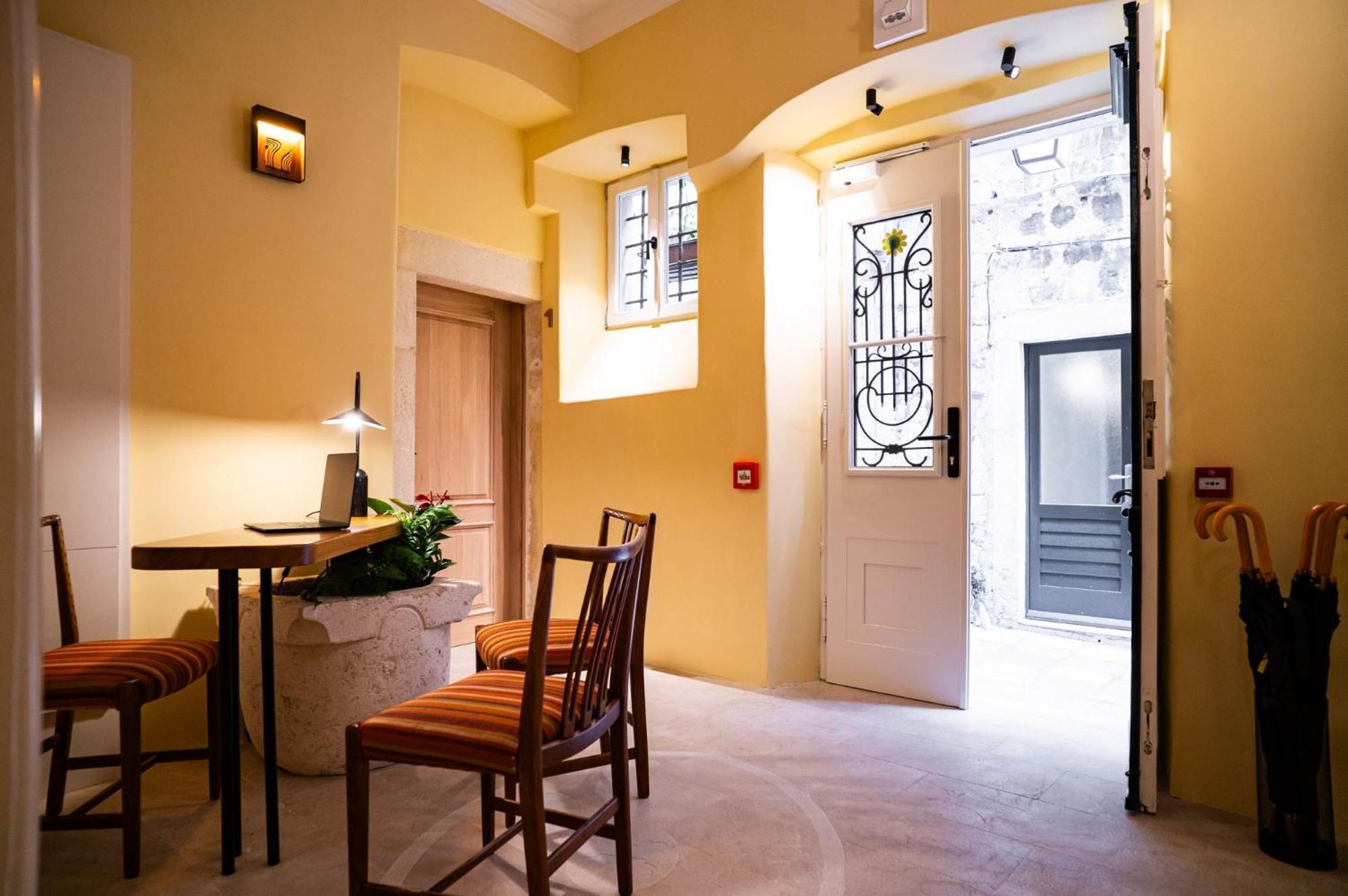 Hotel 7Oaks Noble House Dubrovnik Exterior foto